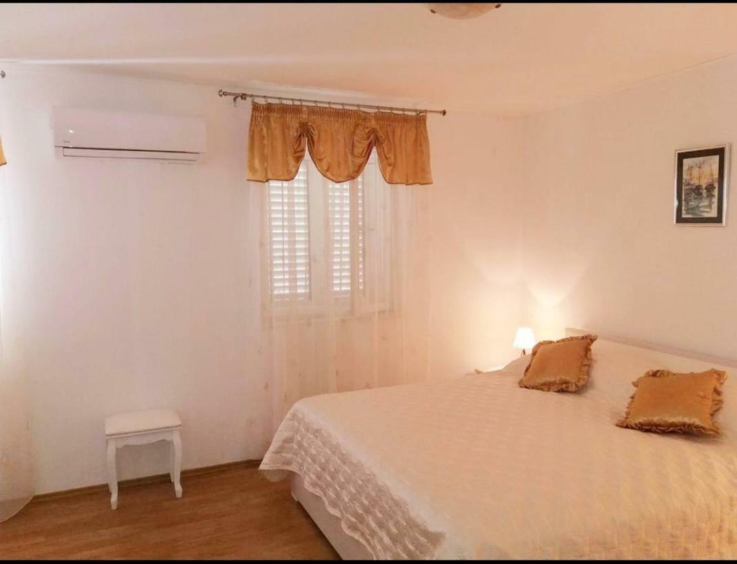 Apartman Perina Trogir Eksteriør billede
