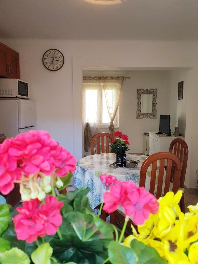 Apartman Perina Trogir Eksteriør billede