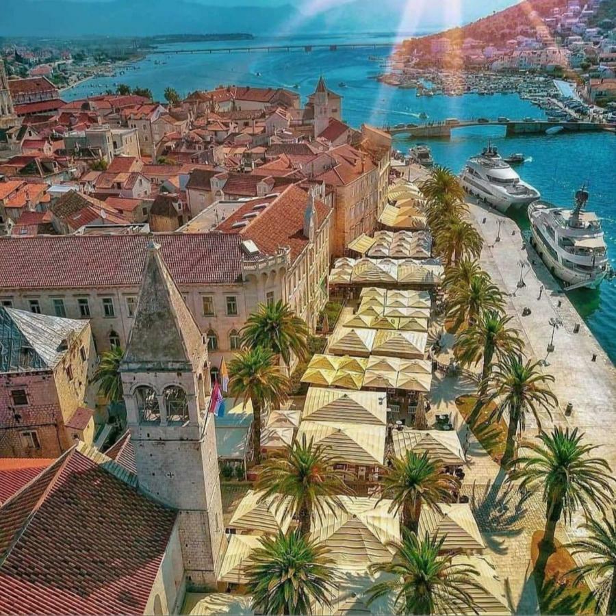 Apartman Perina Trogir Eksteriør billede