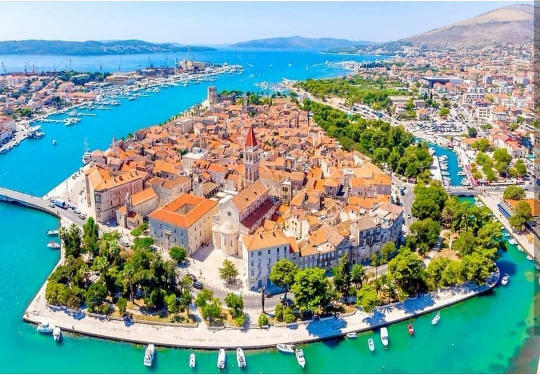 Apartman Perina Trogir Eksteriør billede